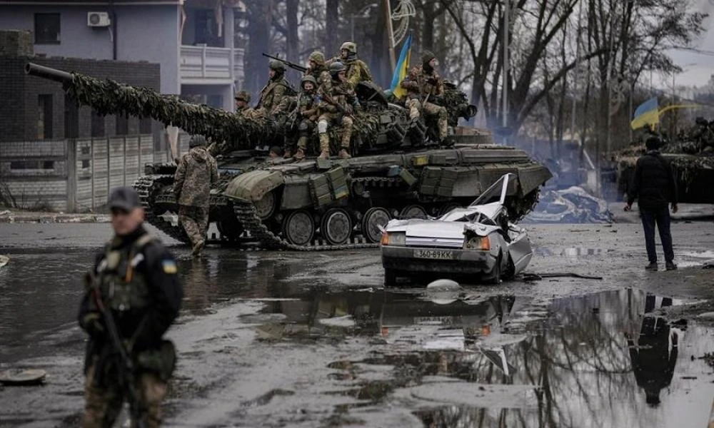 Βενιζέλος: Μονόδρομος για την Ελλάδα η αποστολή όπλων στην Ουκρανία